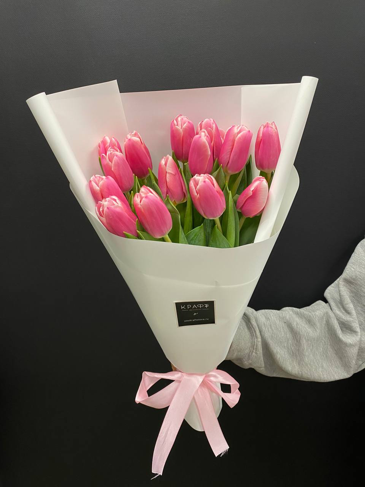 Букет 15 тюльпанов