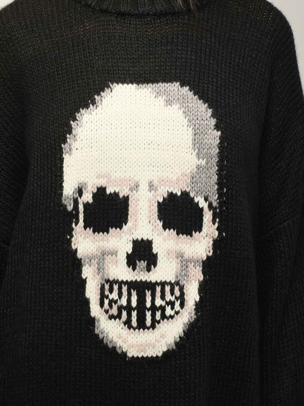 Свитер Knowing Skull