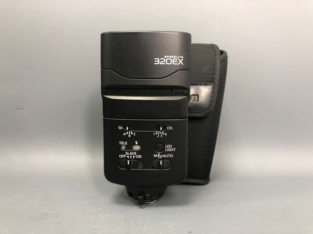Canon Speedlite 320EX