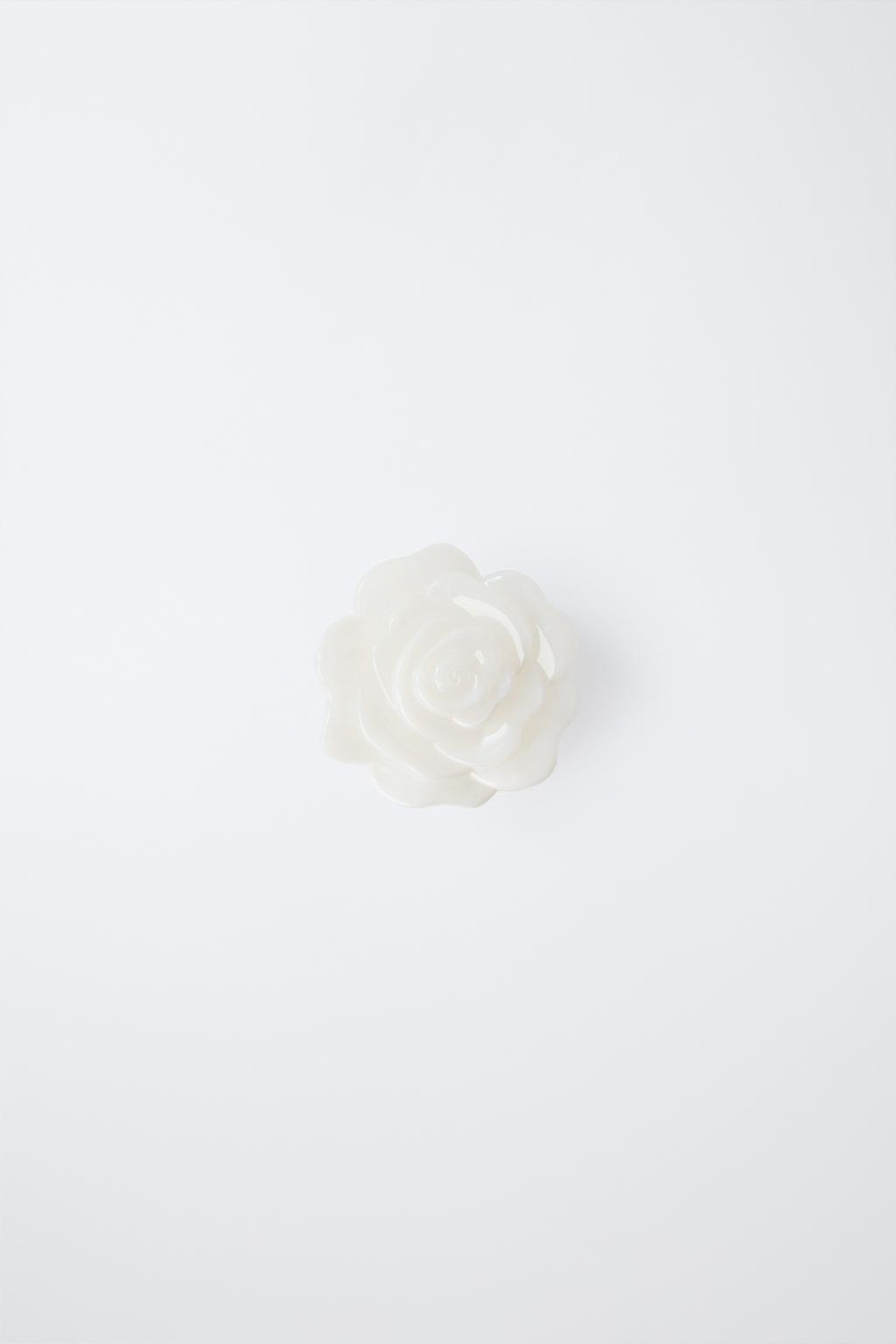 ZARA БОЛЬШАЯ ЗАКОЛКА ДЛЯ ВОЛОС «ЦВЕТОК», ЭКРЮ