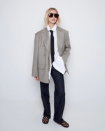 Джинсы с декоративными строчками темно-синий