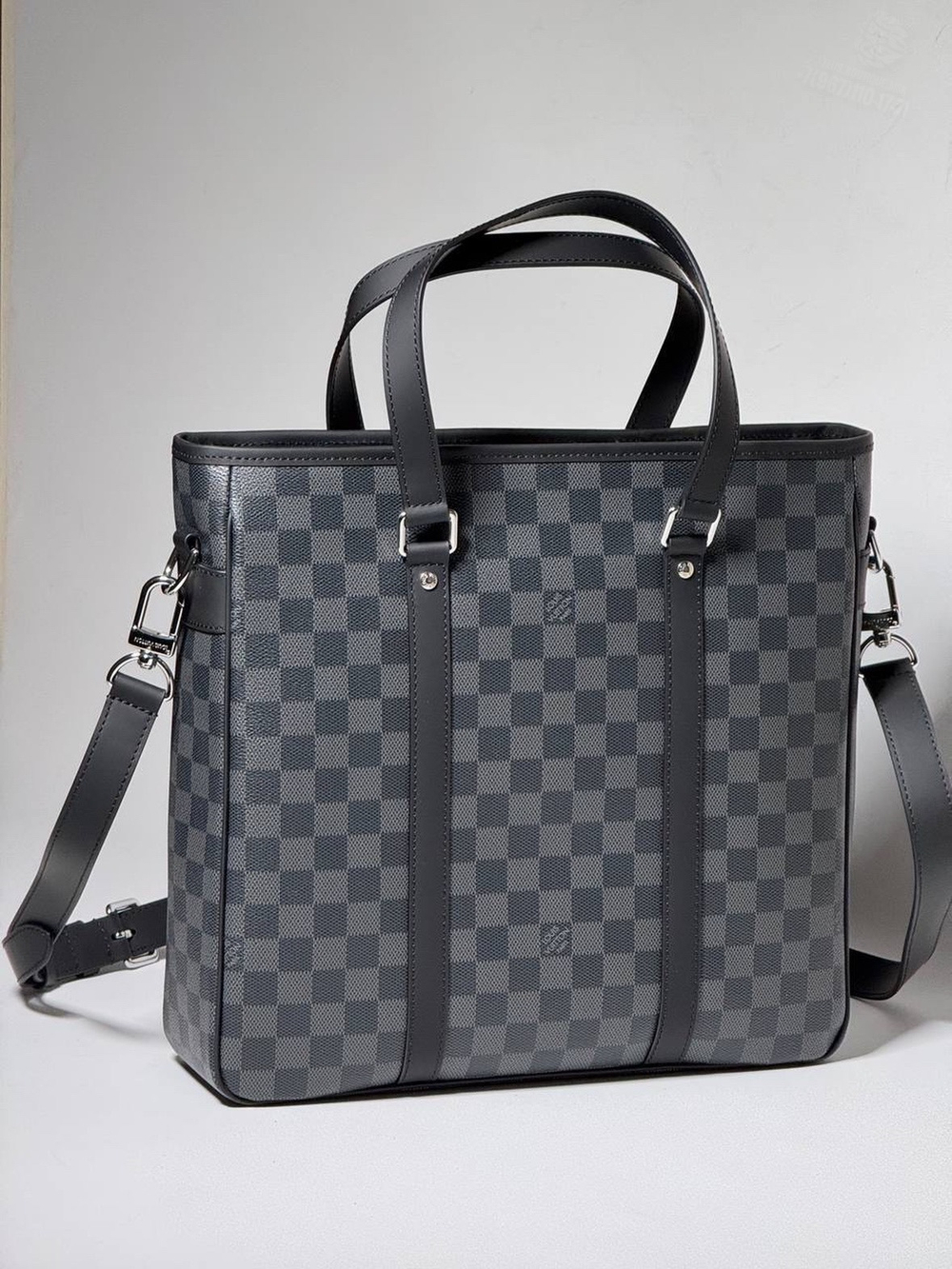 Деловая сумка Louis Vuitton