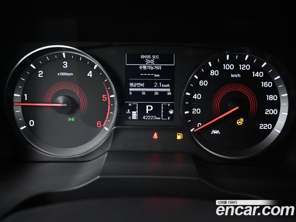 KG Mobility (Ssangyong) Beautiful Korando Дизель 1.6 2WD 딜라이트 Plus (08.2019)