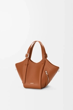 Loewe Сумка Hammock Flip из классической телячьей кожи, светло-коричневый