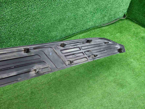 Накладка подножки правая Toyota LC Prado 150 09-24