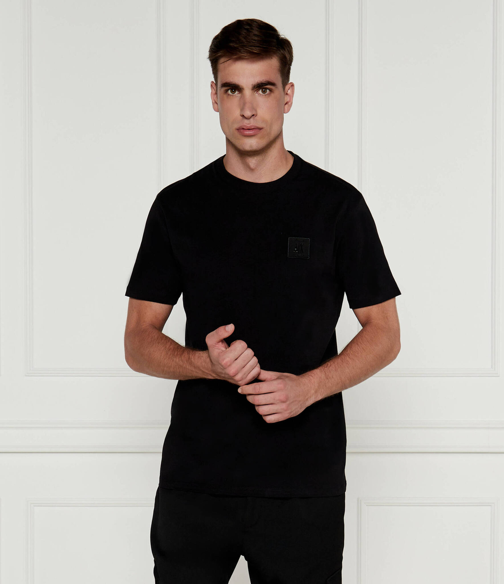 футболка Armani Exchange - черный(8NZTPR ZJH4Z)