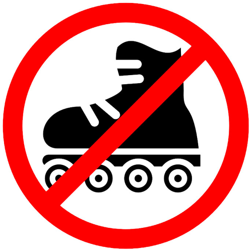 Р55 "Запрещается вход на роликовых коньках"