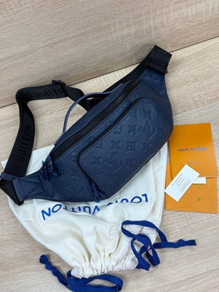 Нагрудная/поясная сумка Louis Vuitton