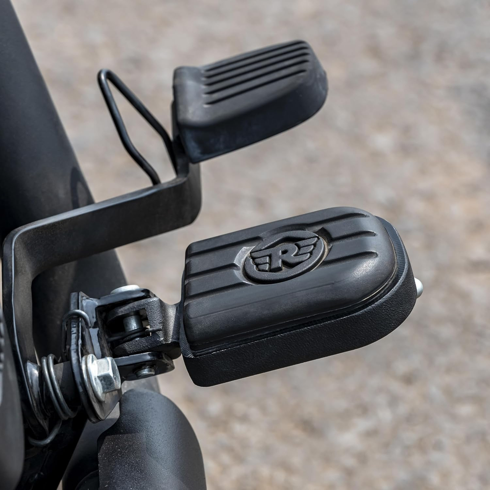 Комплект подножек Royal Enfield, тип - "Deluxe", черного цвета, арт. KXA00031