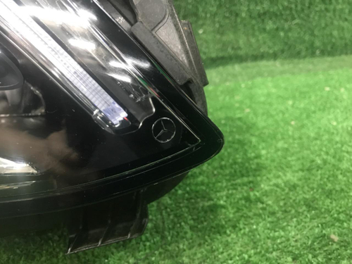 Фара правая Mercedes C w205 18-23 LED В сборе