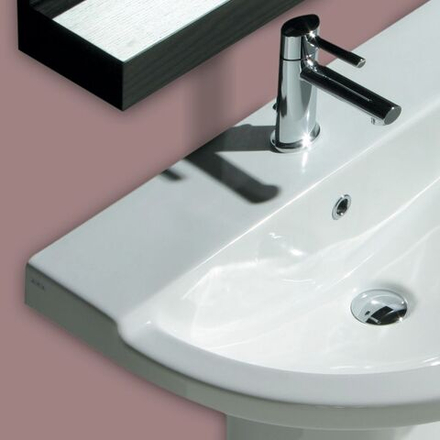 Раковина с пьедесталом AXA One 70 см, белая 1303001-1304001