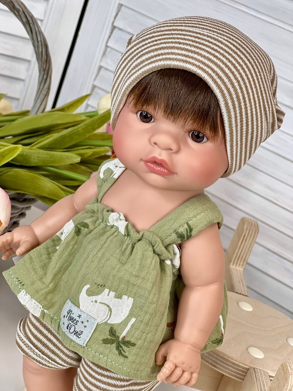 Кукла Nines виниловая 37см JOY (3054K)