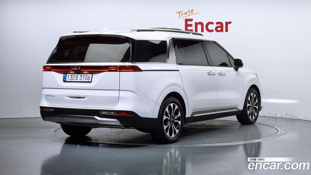 Kia Carnival (Sedona) 4 Generation Бензин 9-и местный Signatures (08.2022)