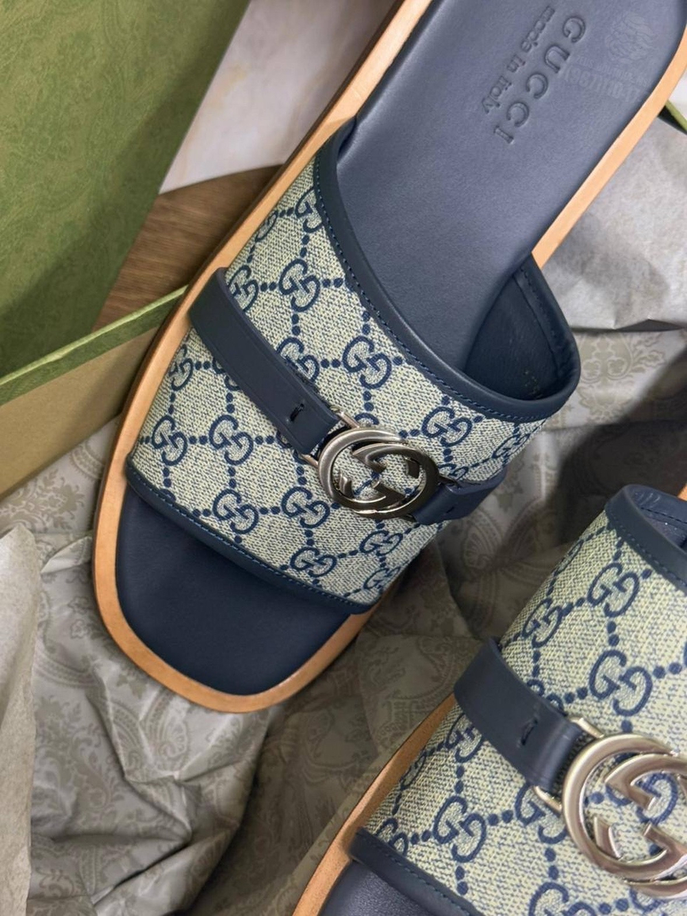 Шлепанцы Gucci