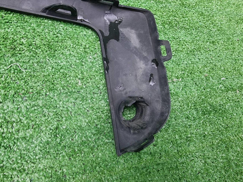 Накладка переднего бампера правая BMW X2 F39 17-23