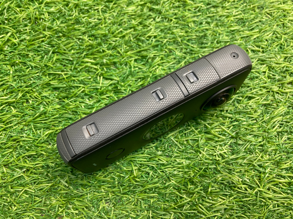 Insta360 One X2