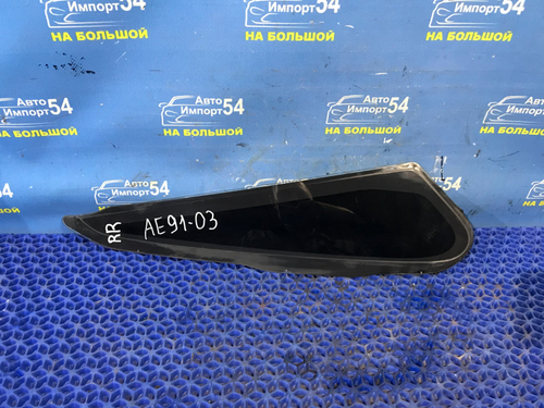 Стекло багажника правое TOYOTA SPRINTER 1990