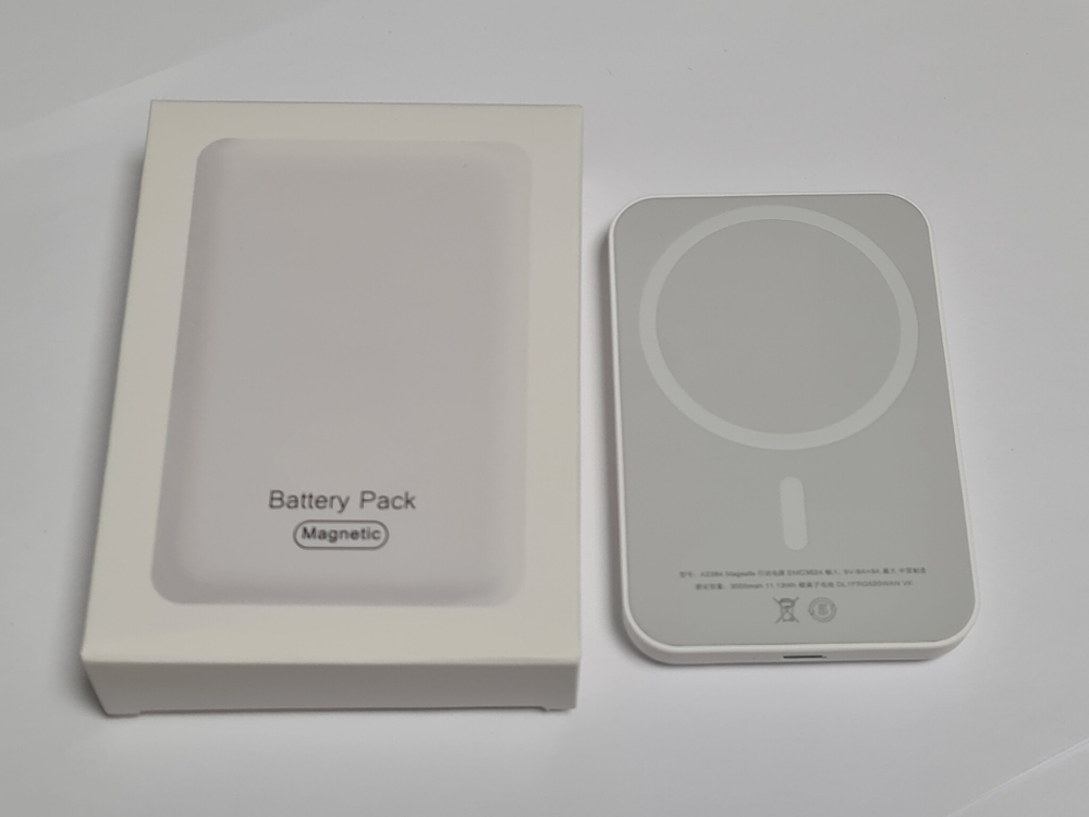 Аккумулятор MagSafe 3000 мАч