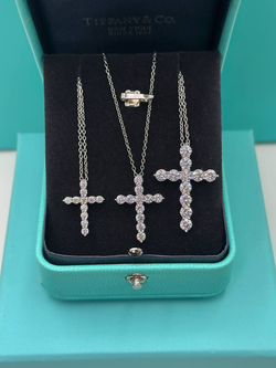 Крест Tiffany & Co.