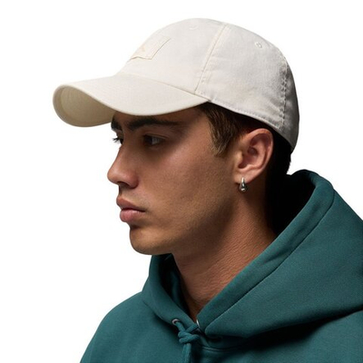 Баскетбольная кепка Jordan Club Cap White