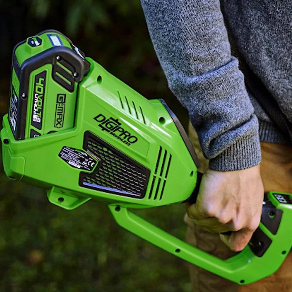 Аккумуляторный триммер Greenworks GD40BCK5 40В (1 x 5 Ач, ЗУ) захват 350 мм, 6.5 кг, 1301507UG