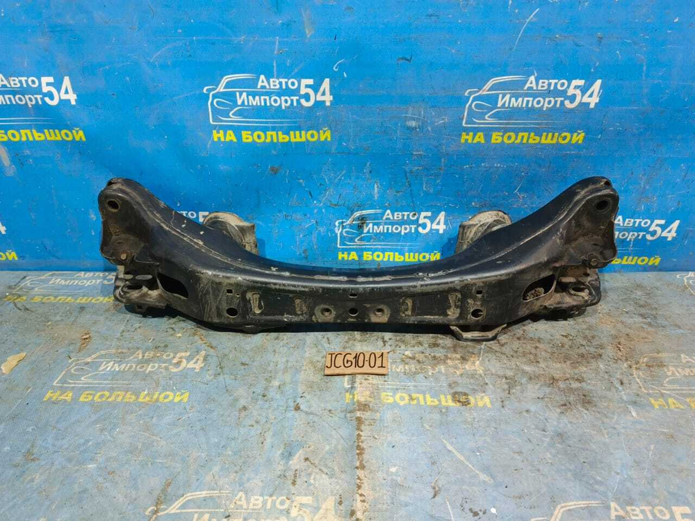 Балка передняя поперечная TOYOTA BREVIS 2002