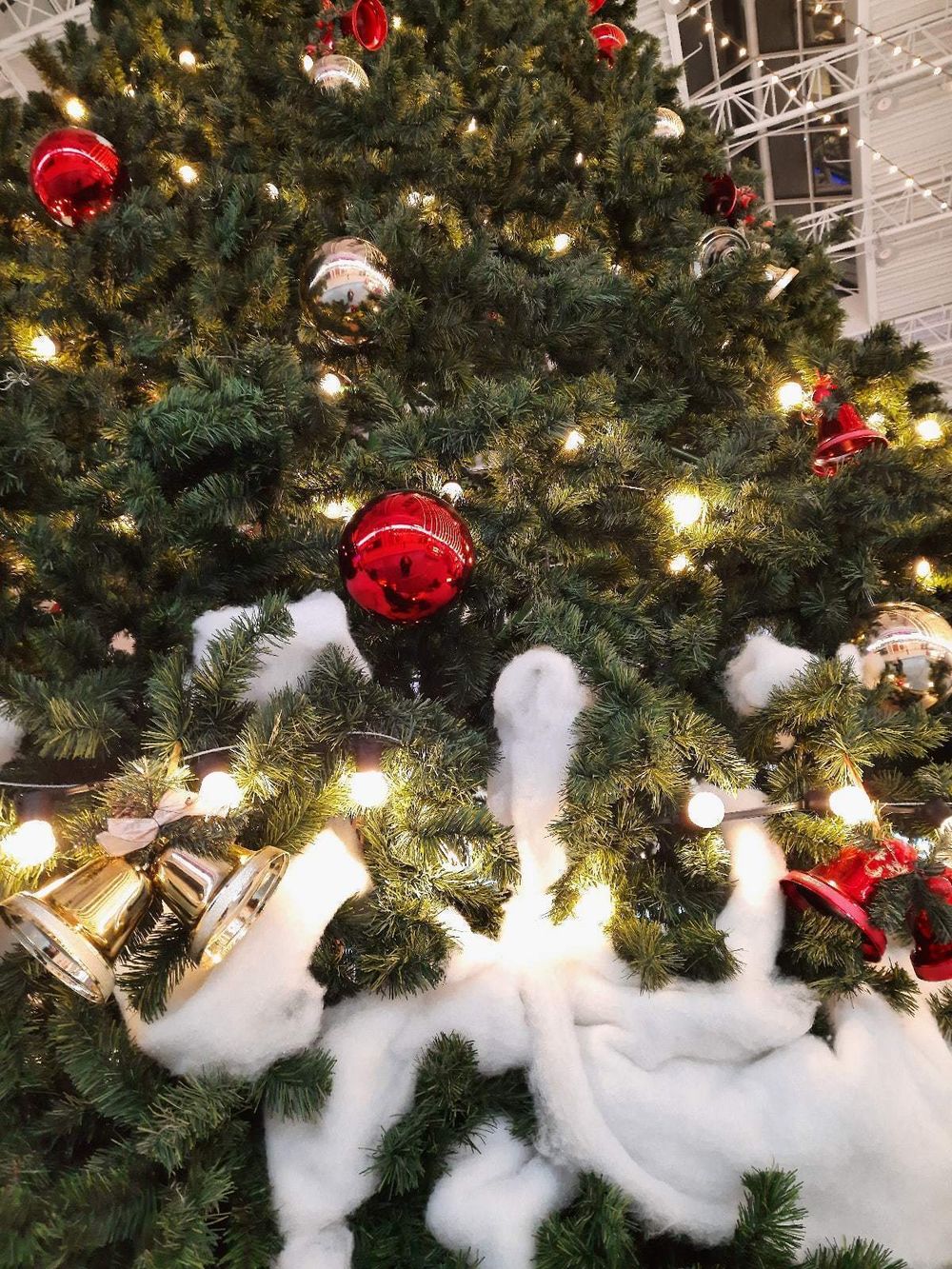 Уличная елка каркасная "Русская" (пвх) 28 м