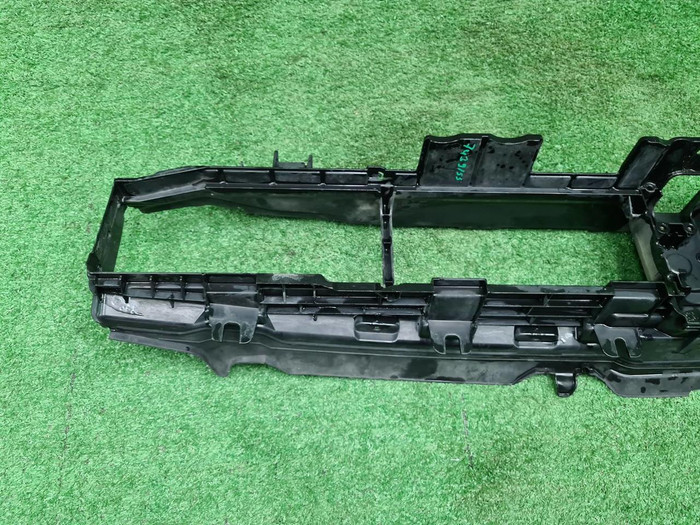 Воздуховод радиатора BMW 4er G22 (2020-н.в.)