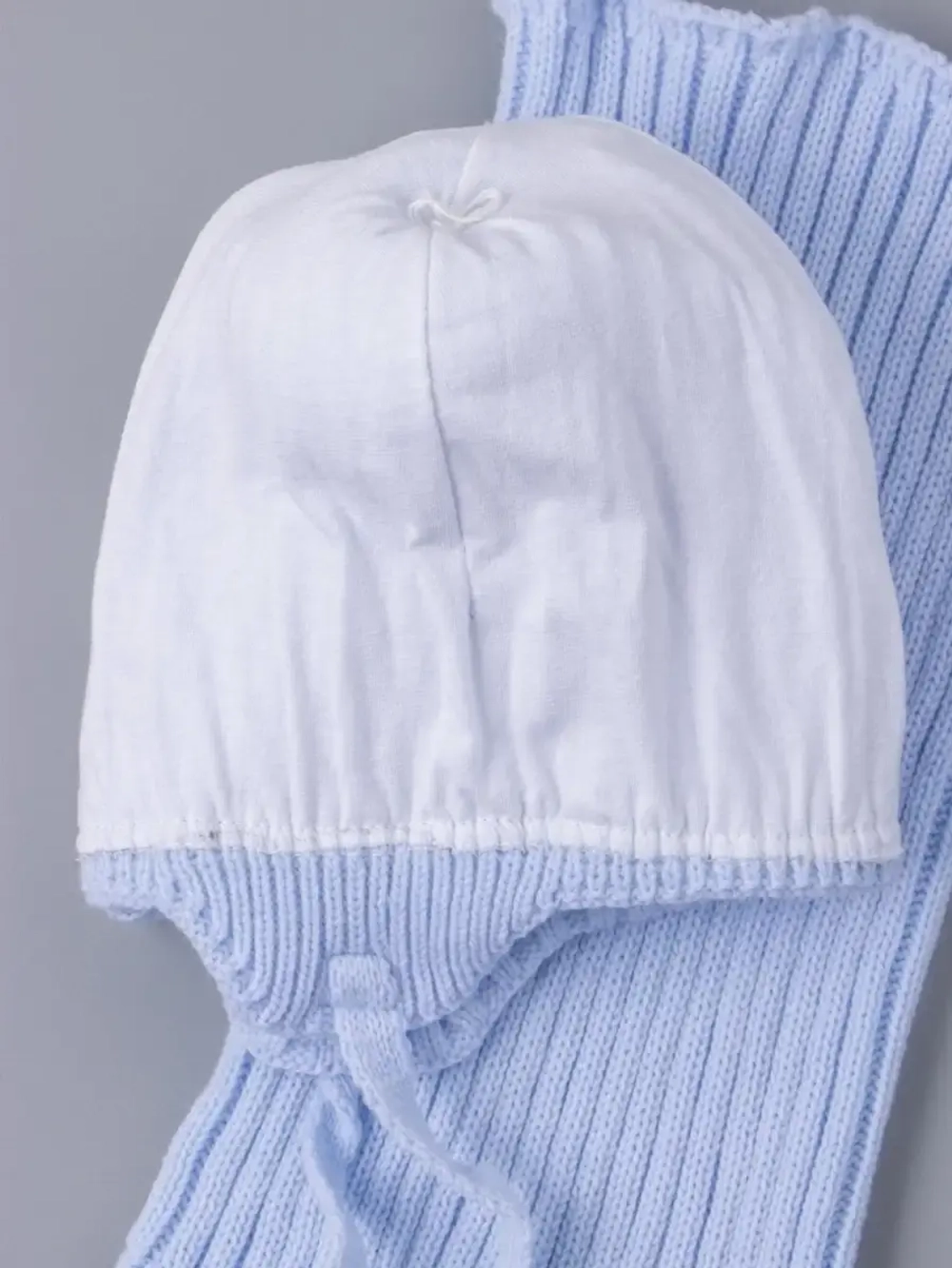 Шапка со снудом для девочки демисезонная