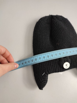 Шапка черная с медведем на 1-2 года