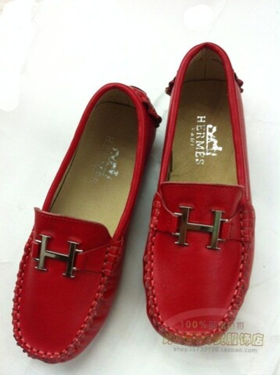 Мокасины детские однотонные с пряжкой-логотипом