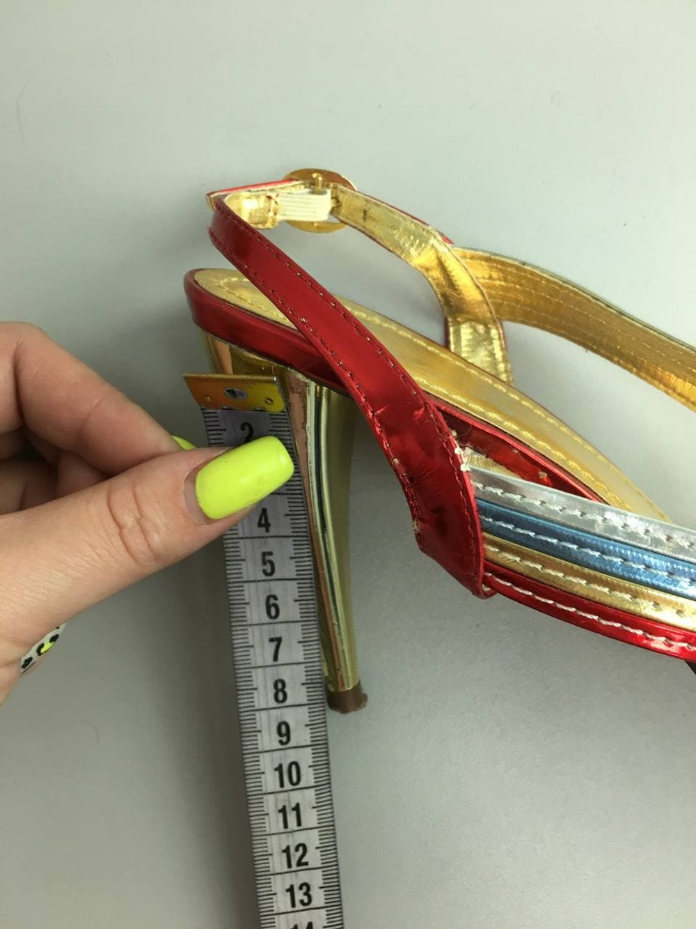 Босоножки разноцветные 38 размер