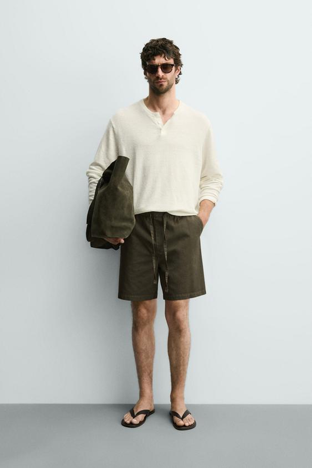 ZARA ШОРТЫ REGULAR FIT ИЗ ХЛОПКА И ЛИОЦЕЛЛА, ТЕМНЫЙ ХАКИ