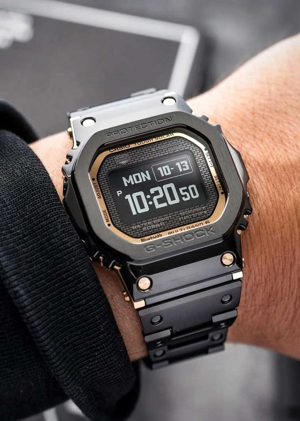 Часы Casio GMW-BZ5000BD-1