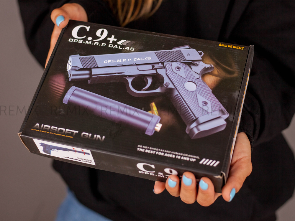Пистолет C9