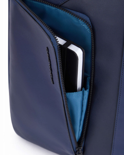 Рюкзак слинг Piquadro Aye CA6205W119/BLU синий кожа