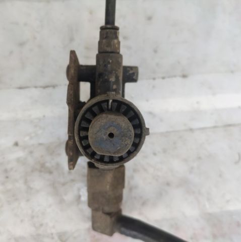 Клапан ограничения давления на МАН ТГЛ 81326446000 б.у.