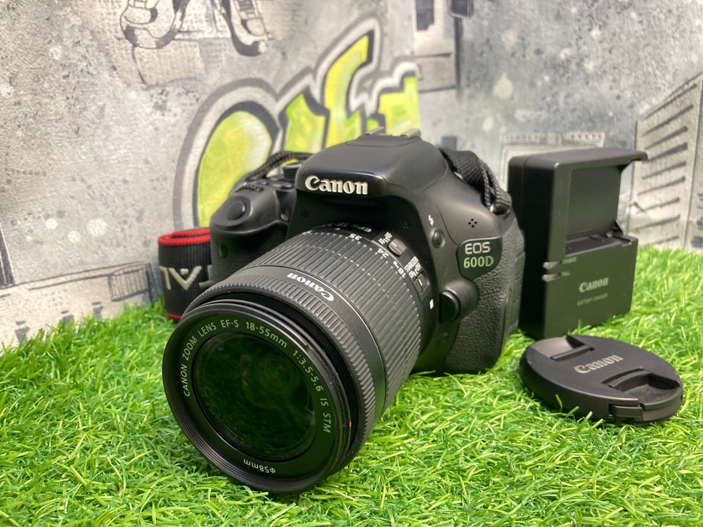 Canon EOS 600D Kit 18-55mm STM Покупка/Продажа