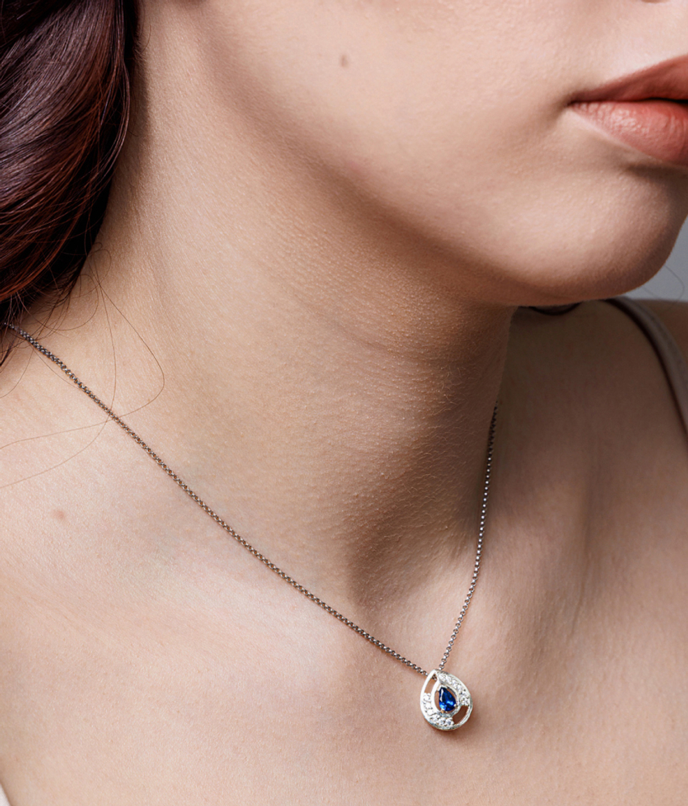 Подвес из серебра со вставками из жёлтого и бесцветных фианитов