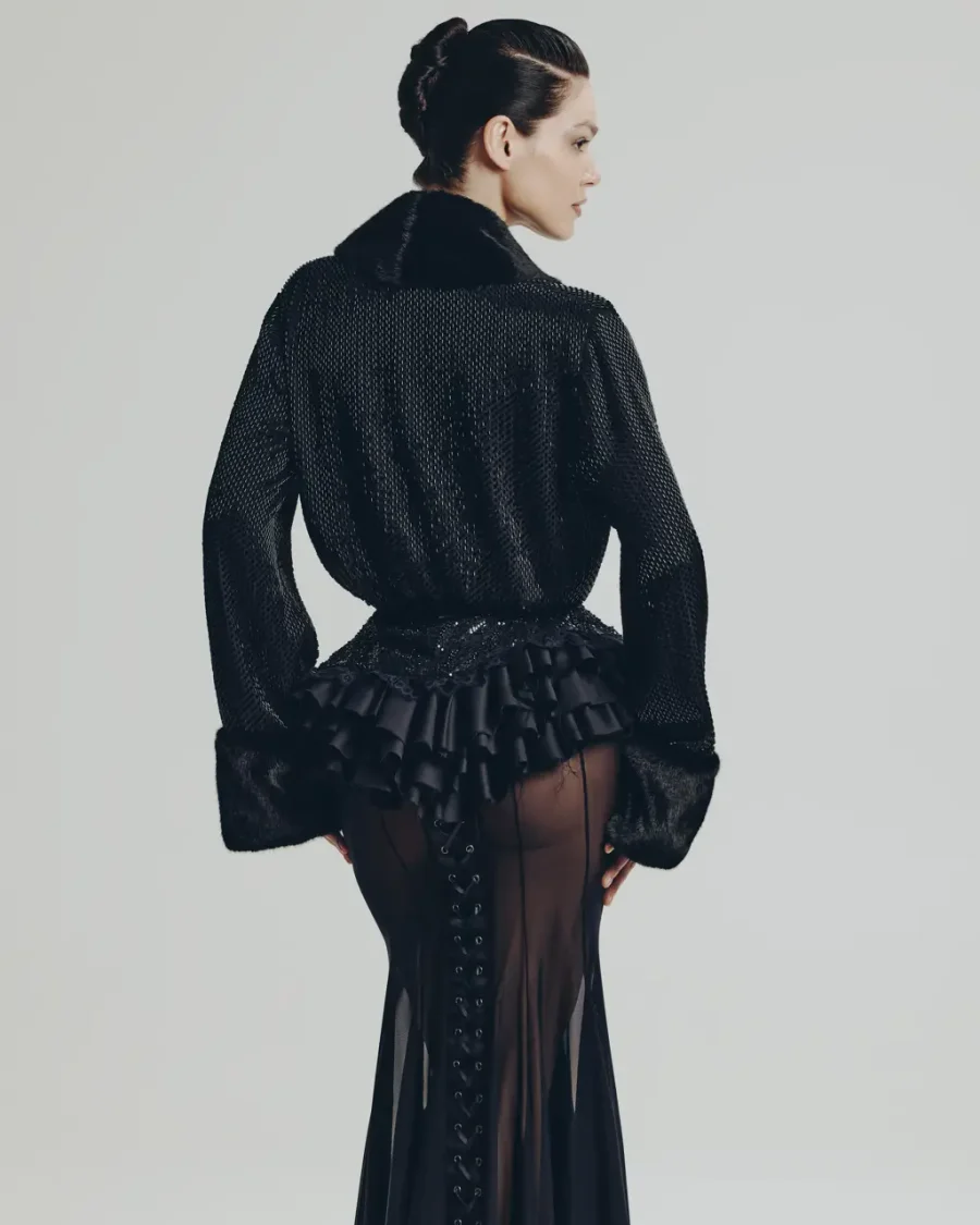 Пиджак с мехом из бисера М, Черный