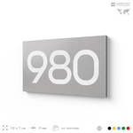 Номер на дверь 980, табличка на дверь для офиса, квартиры, кабинета, аудитории, склада, серая 120х70 мм, Айдентика Технолоджи