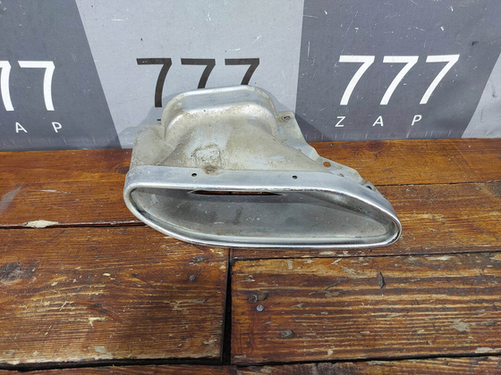 Насадка глушителя правая Mercedes S-Class (W222) 17-20 Б/У Оригинал A2224908402