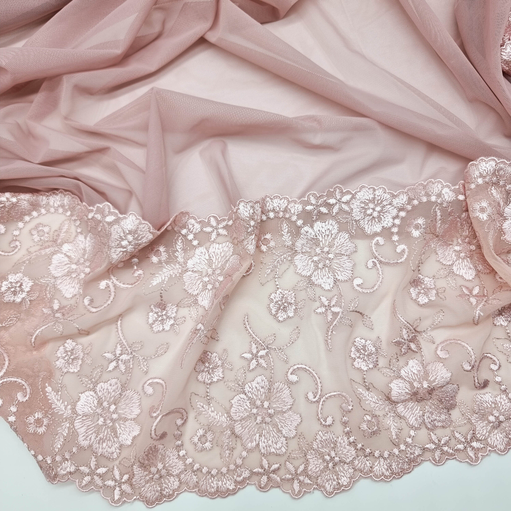 Вышивка на сетке ПУДРА, 18см