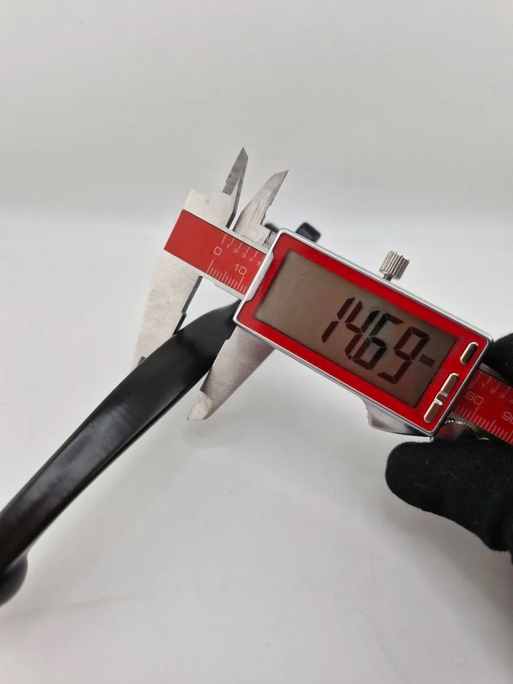 +- Рычаг тормоза на мотоцикл