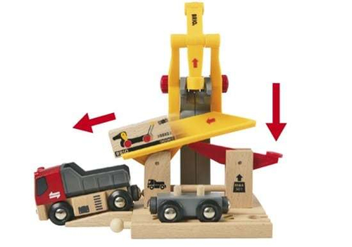 BRIO Грузоподъемный пункт с машинками и грузами на магнитах, 6 элементов