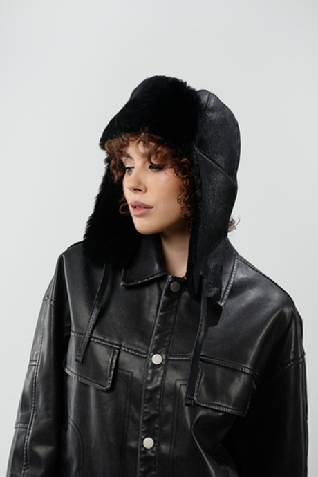 Меховая шапка "Шестиклинка" из овчины универсальная