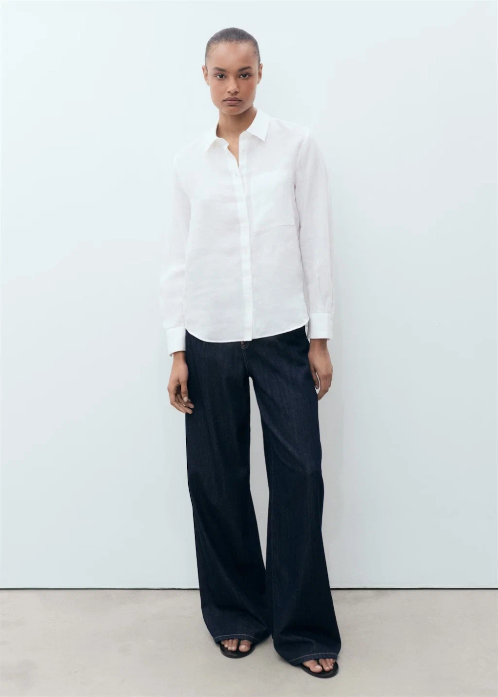 Льняная рубашка с карманом