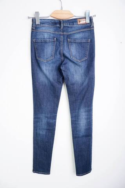 Джинсы Mango практичные, маркировка 32, визуально на 40 размер