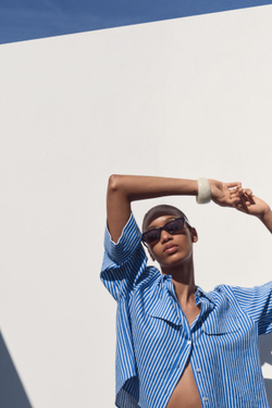 ZARA РУБАШКА ИЗ СМЕСОВОГО ЛЬНА С ШИРОКИМИ РУКАВАМИ, СИНИЙ/БЕЛЫЙ