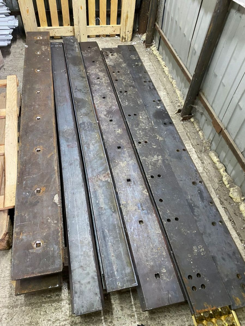 Нож переднего ковша JCB (16х130х2450)